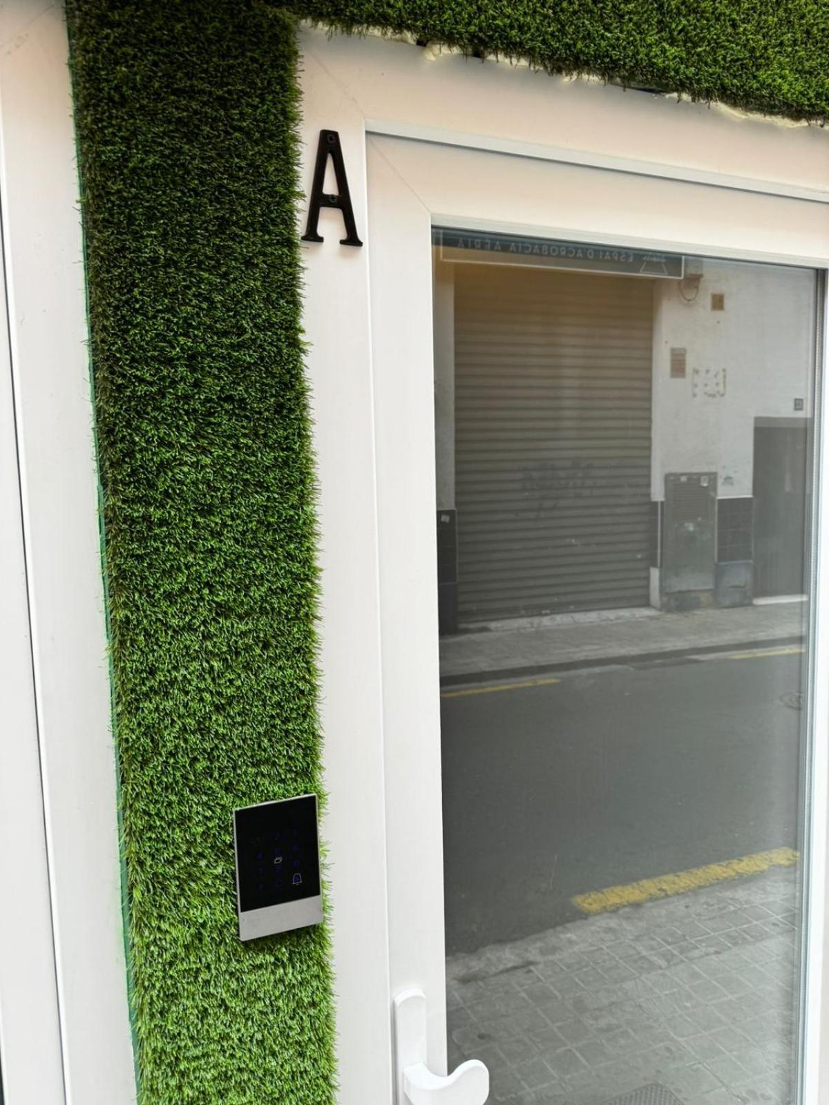 Lliri 7 Apartment Valencia Bagian luar foto